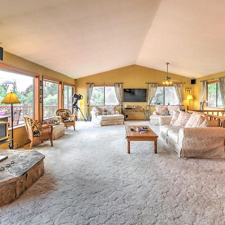 Spacious Kelseyville Home With Large Lakefront Deck! Экстерьер фото